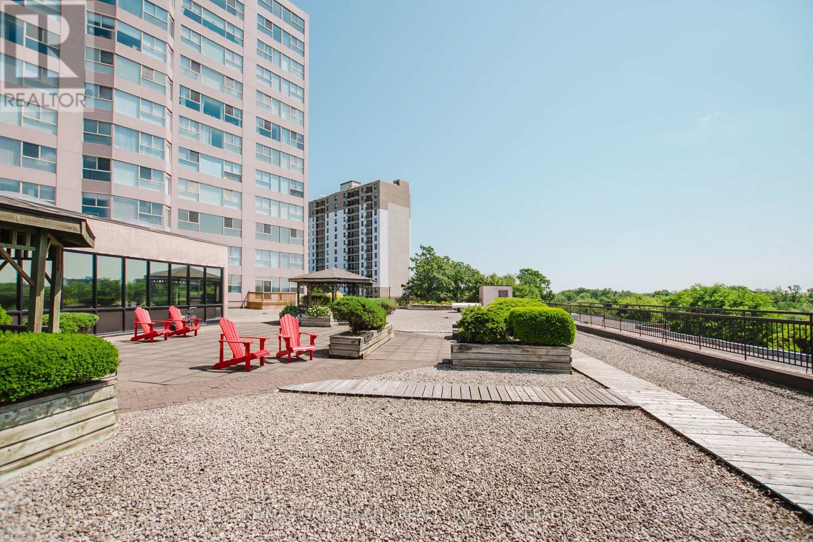 307 - 7 Gale Crescent, St. Catharines (E. Chester), Ontario  L2R 7M8 - Photo 28 - X12833280