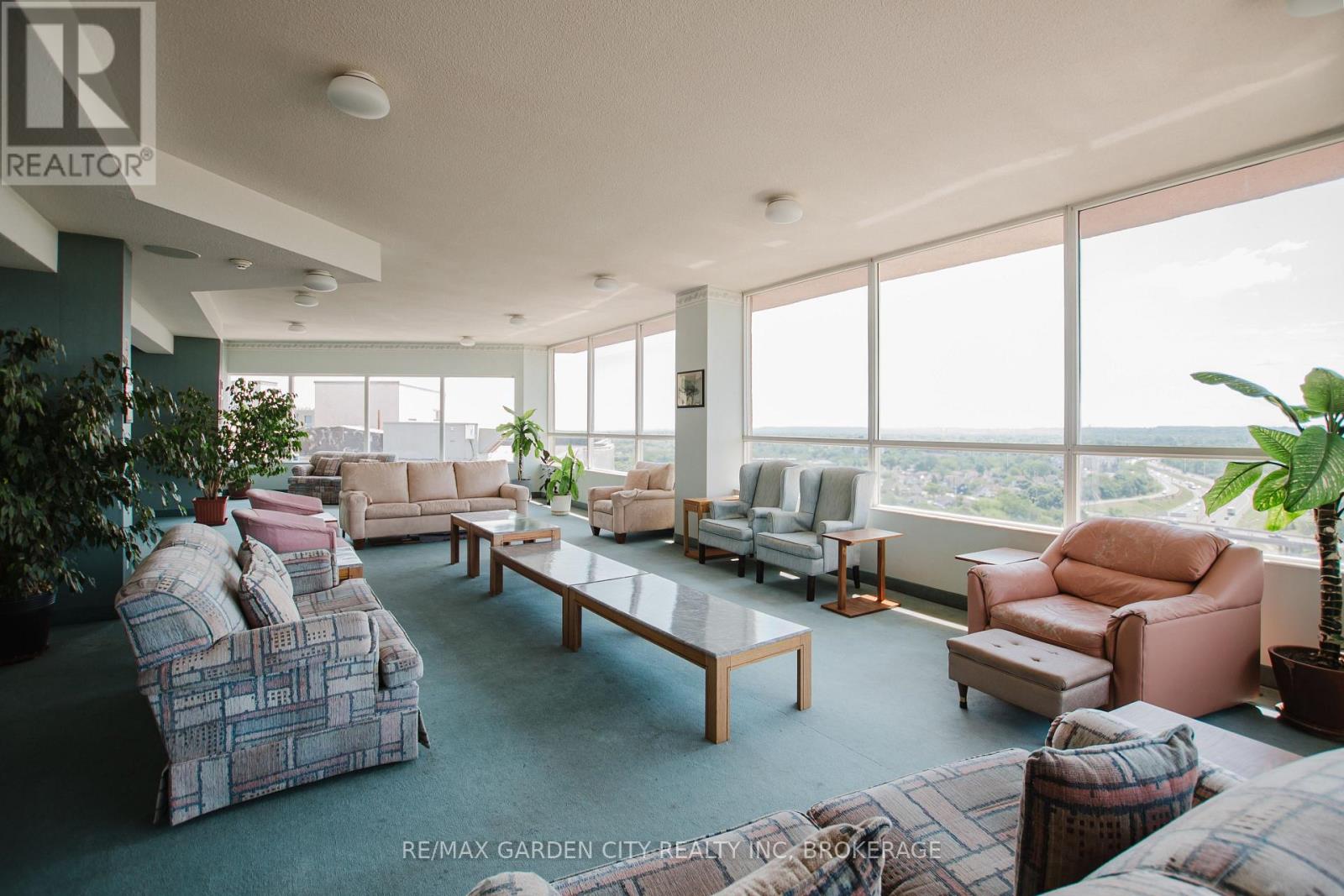 307 - 7 Gale Crescent, St. Catharines (E. Chester), Ontario  L2R 7M8 - Photo 37 - X12833280