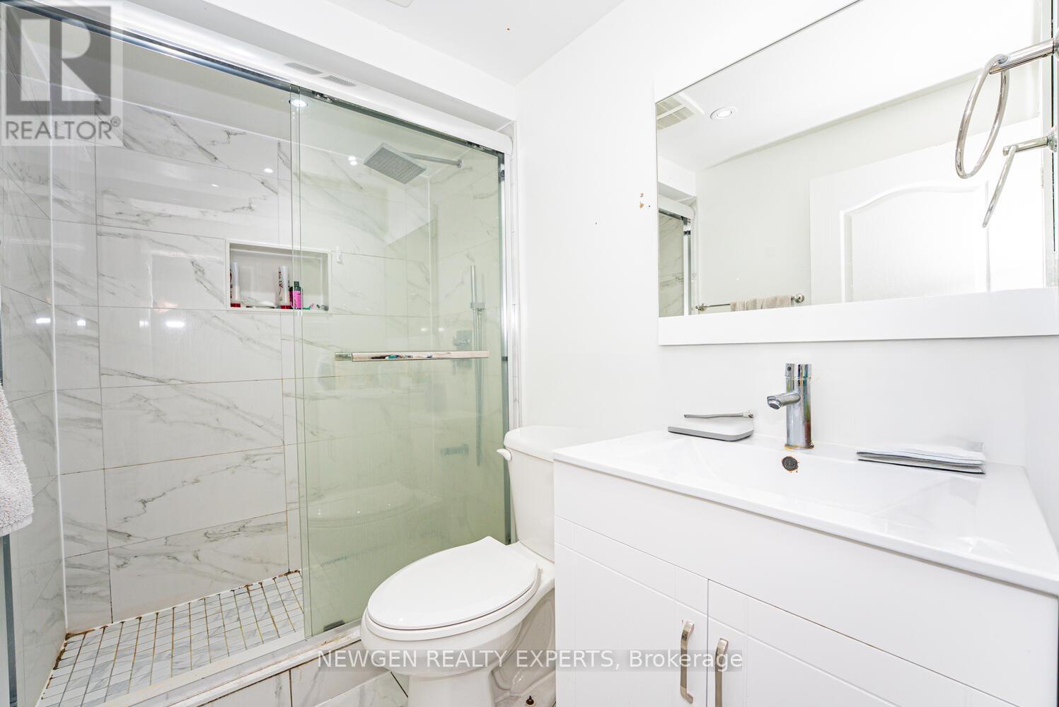 68 Wickstead Court, Brampton, Ontario  L6R 1N8 - Photo 33 - W12851294