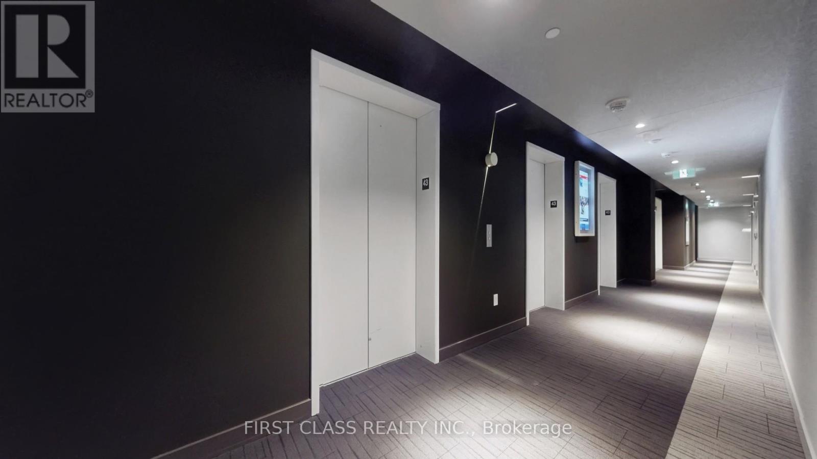 4301 - 3900 Confederation Parkway, Mississauga, Ontario  L5B 0M3 - Photo 8 - W12859750