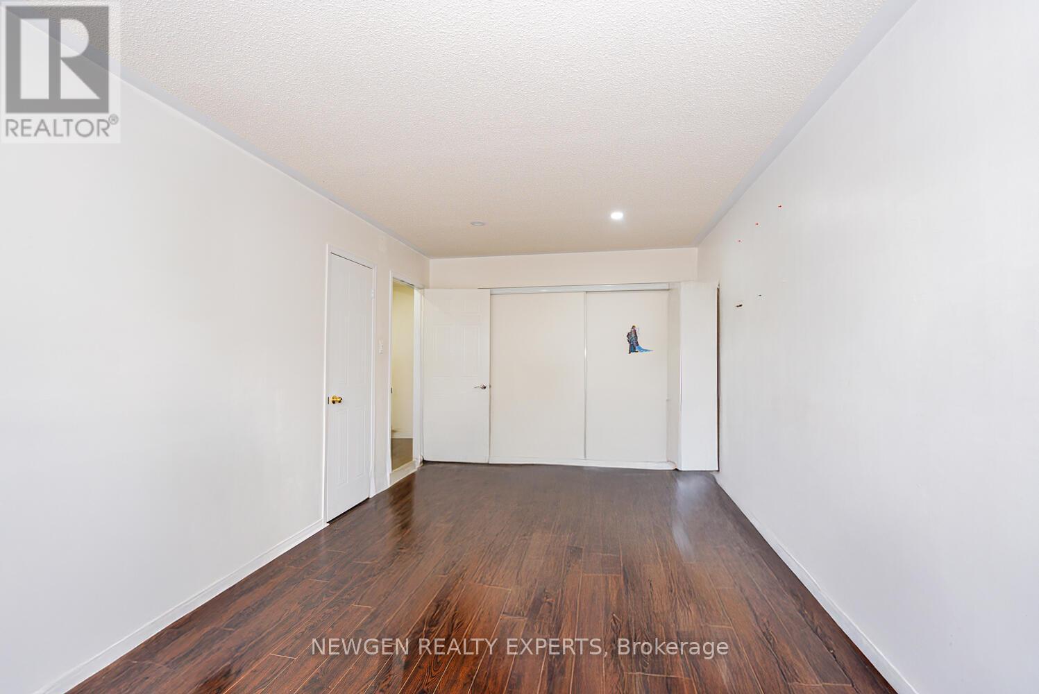 68 Wickstead Court, Brampton, Ontario  L6R 1N8 - Photo 21 - W12851294