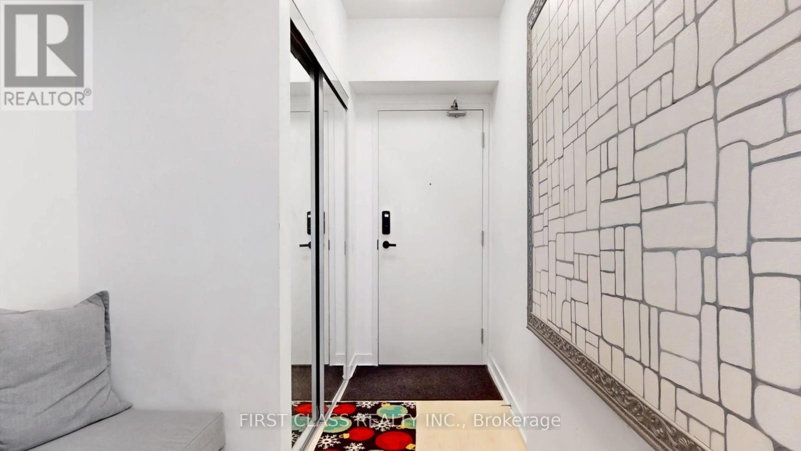 4301 - 3900 Confederation Parkway, Mississauga, Ontario  L5B 0M3 - Photo 10 - W12859750