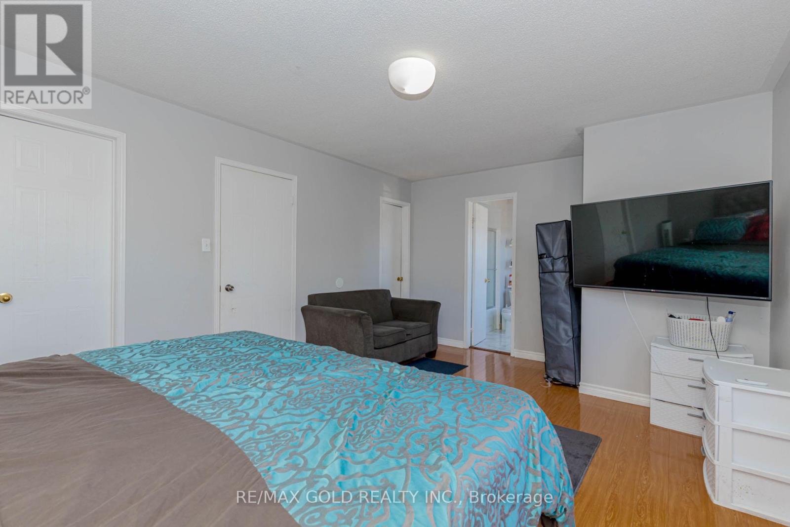 55 Desert Sand Drive, Brampton, Ontario  L6R 1V6 - Photo 15 - W12860412