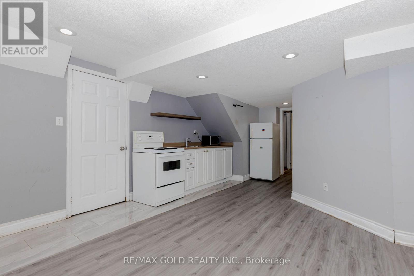 55 Desert Sand Drive, Brampton, Ontario  L6R 1V6 - Photo 26 - W12860412