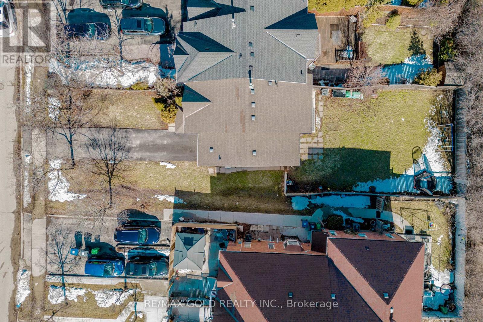 55 Desert Sand Drive, Brampton, Ontario  L6R 1V6 - Photo 32 - W12860412