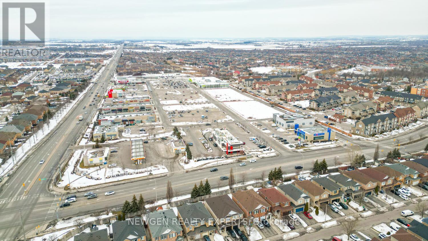 68 Wickstead Court, Brampton, Ontario  L6R 1N8 - Photo 39 - W12851294