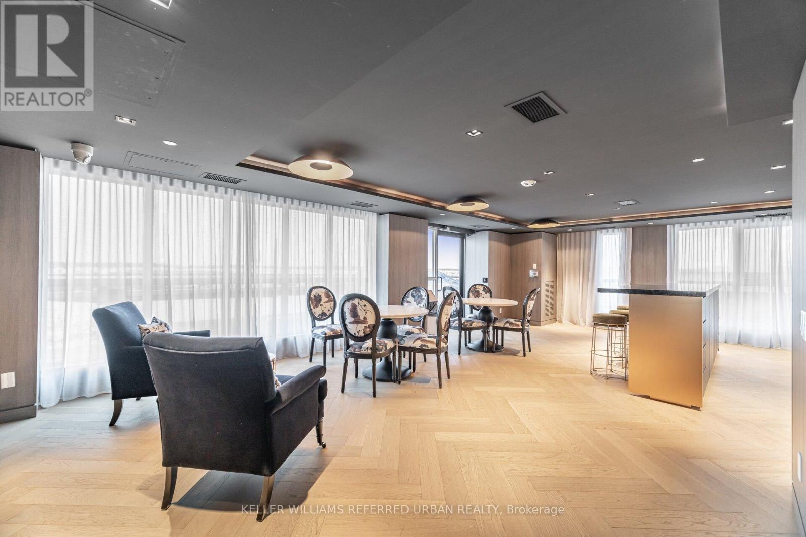 104 - 405 Dundas Street W, Oakville, Ontario  L6M 5P9 - Photo 39 - W12860488