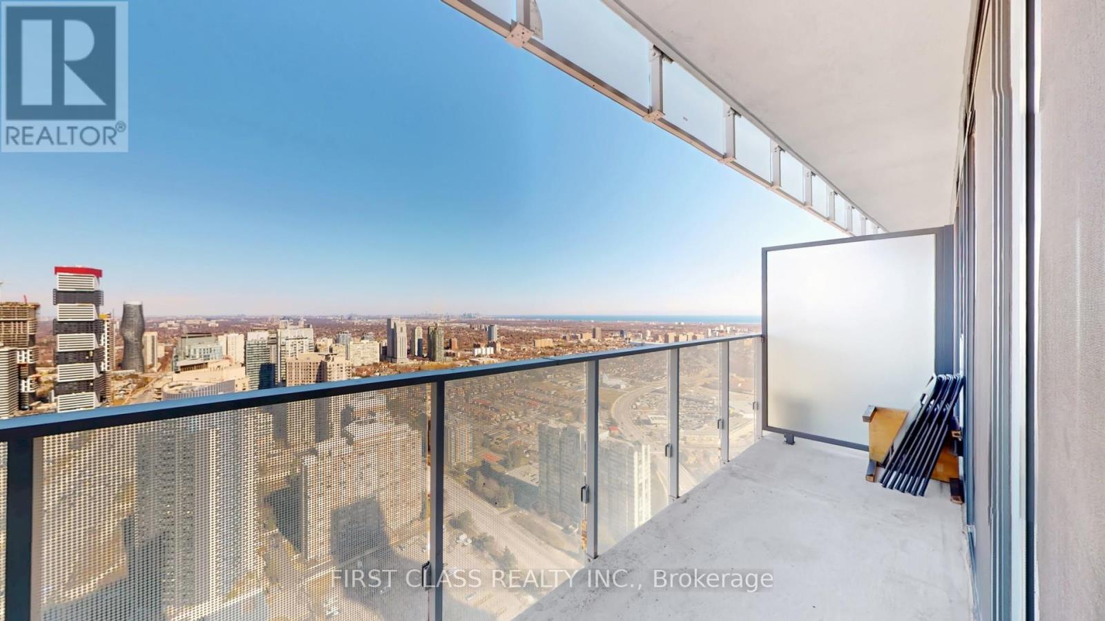 4301 - 3900 Confederation Parkway, Mississauga, Ontario  L5B 0M3 - Photo 33 - W12859750