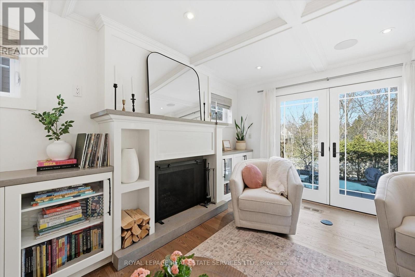 225 Weldon Avenue, Oakville, Ontario  L6K 2H9 - Photo 18 - W12860596