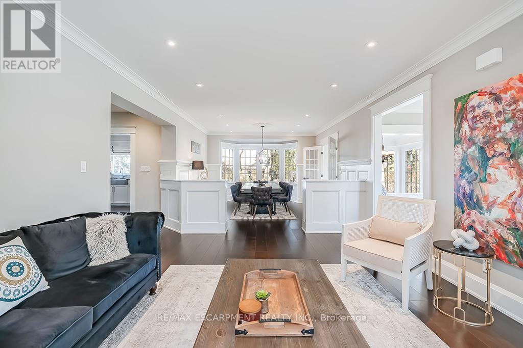 1050 Mohawk Road, Burlington, Ontario  L7T 3M6 - Photo 11 - W12860706