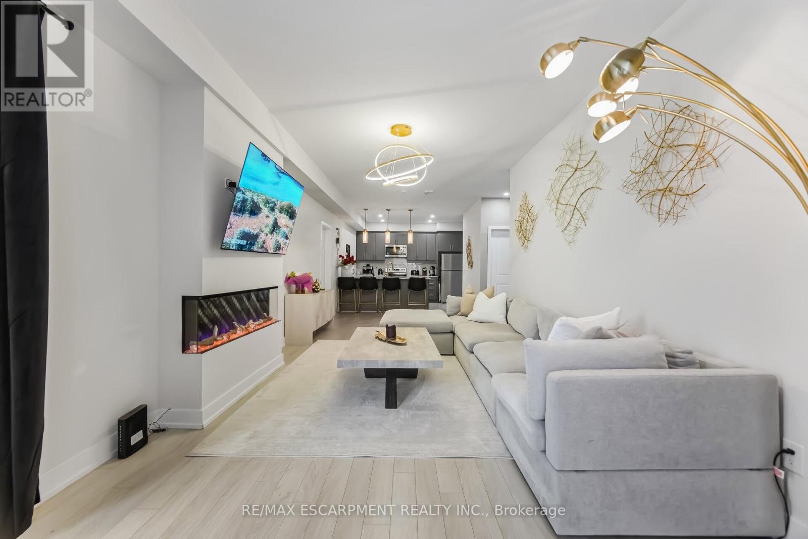 220 - 150 Oak Park Boulevard, Oakville, Ontario  L6H 3P2 - Photo 19 - W12860710