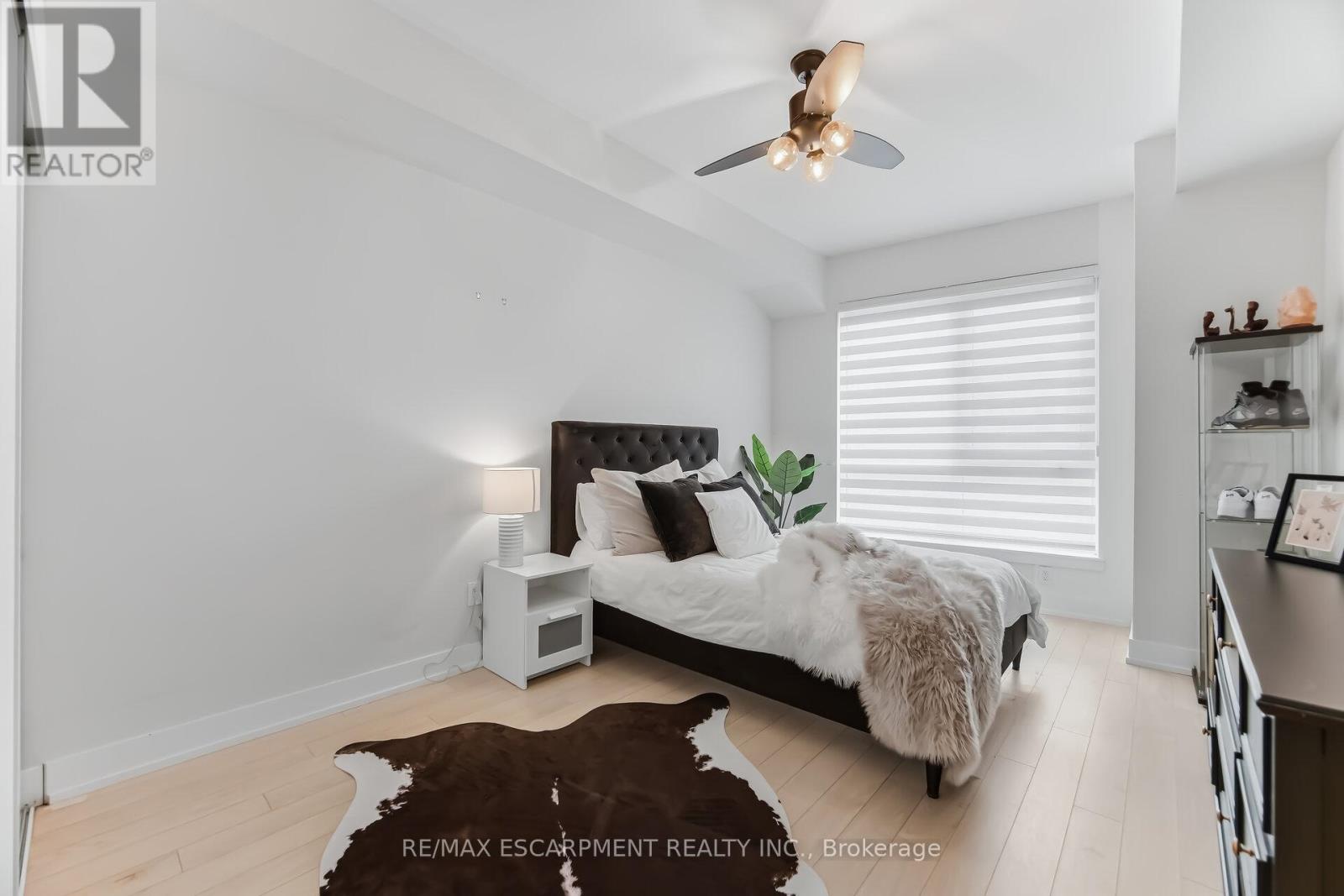 220 - 150 Oak Park Boulevard, Oakville, Ontario  L6H 3P2 - Photo 26 - W12860710