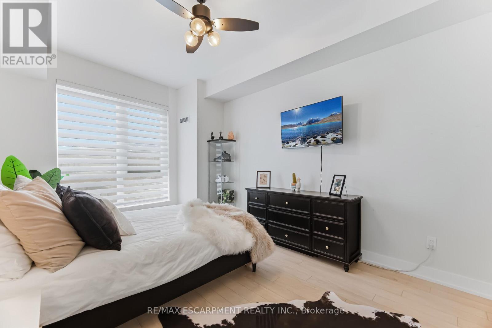 220 - 150 Oak Park Boulevard, Oakville, Ontario  L6H 3P2 - Photo 28 - W12860710