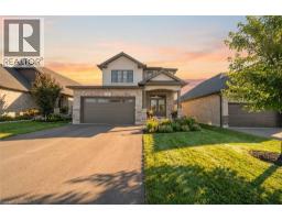 18 WHITING Drive, Paris, Ontario