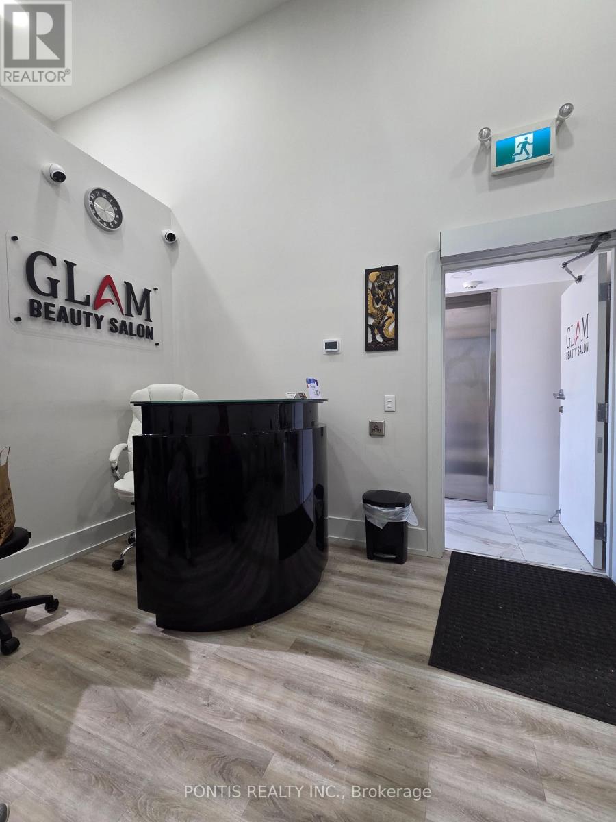 340 Main Street N, Brampton, Ontario  L6V 1P8 - Photo 6 - W12860740