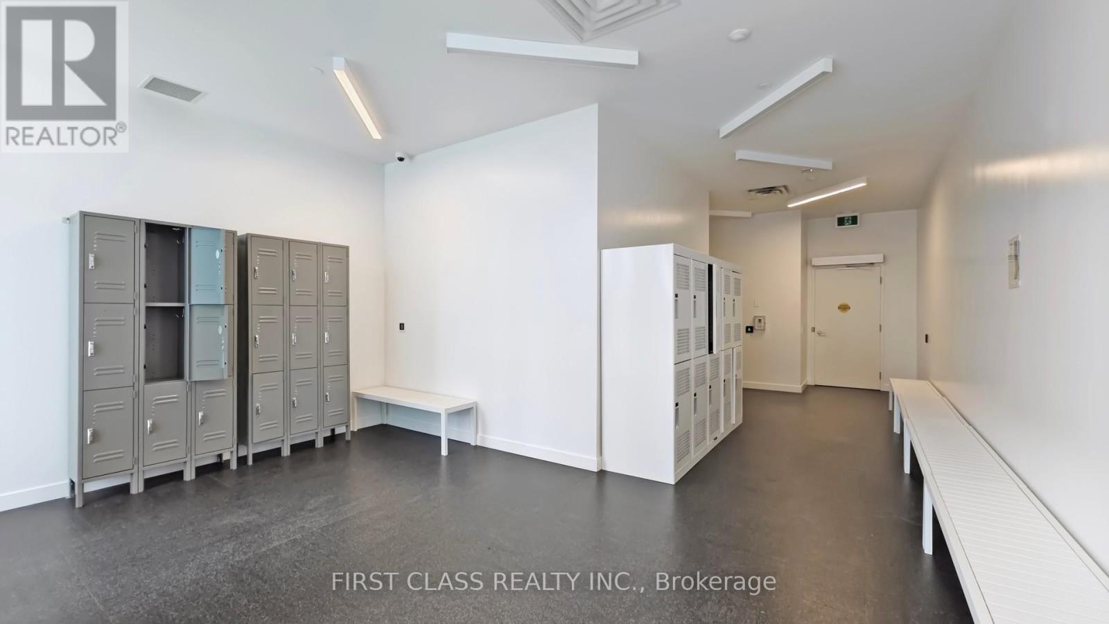 4301 - 3900 Confederation Parkway, Mississauga, Ontario  L5B 0M3 - Photo 44 - W12859750