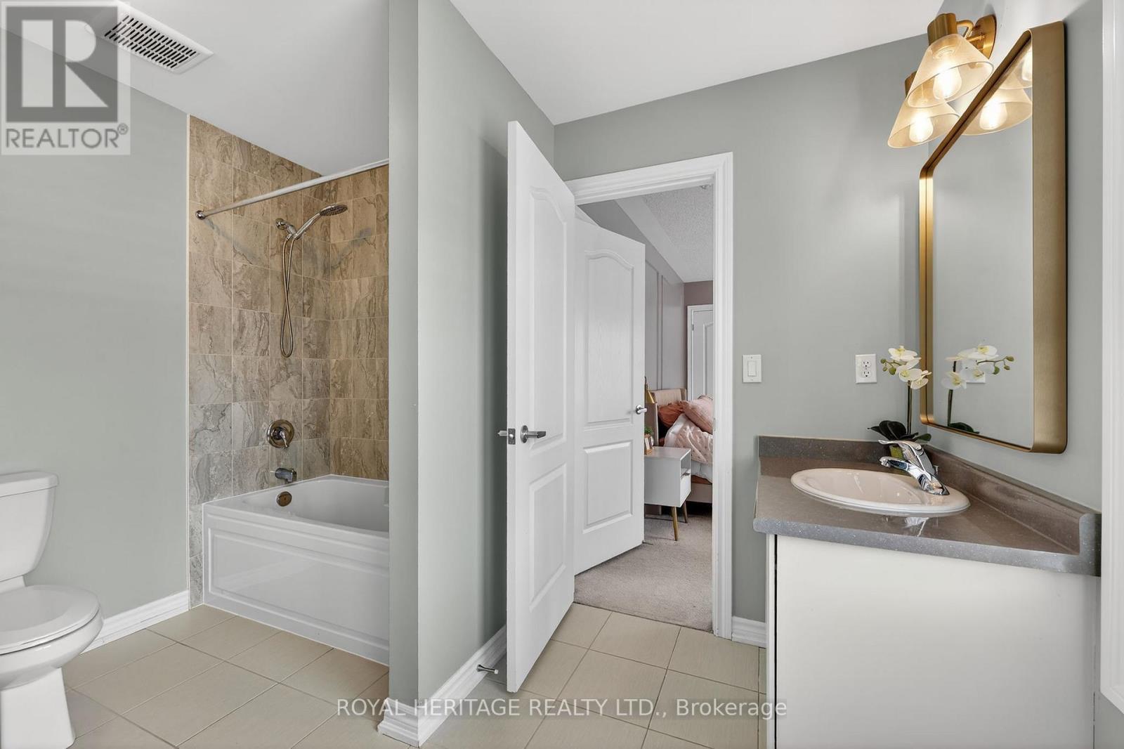 30 Leaden Hall Drive, East Gwillimbury, Ontario  L9N 0R5 - Photo 39 - N12860254