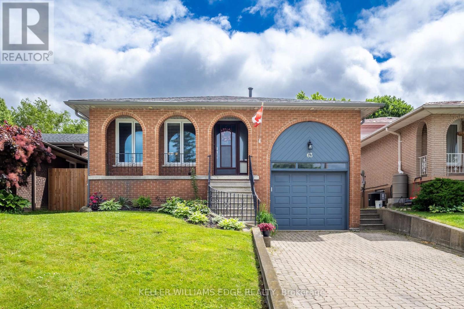 63 Lionsgate Avenue, Hamilton, Ontario  L9C 6L5 - Photo 2 - X12860626