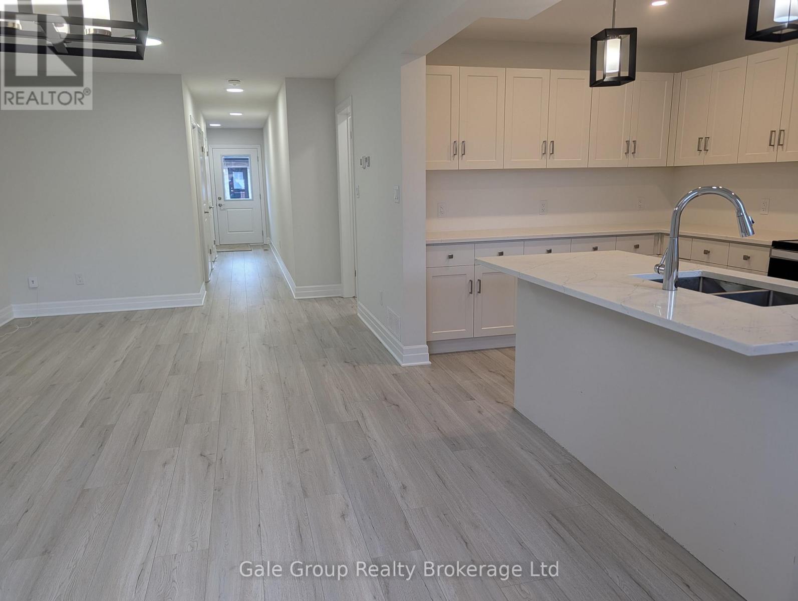 4 - 261 Pittock Park Road, Woodstock, Ontario  N4S 7W2 - Photo 1 - X12860804