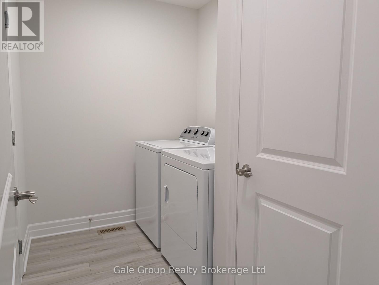 4 - 261 Pittock Park Road, Woodstock, Ontario  N4S 7W2 - Photo 8 - X12860804