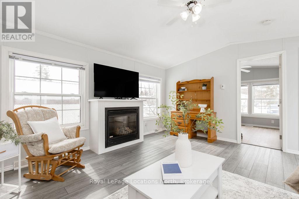 89 Georgian Glen Drive, Wasaga Beach, Ontario  L9Z 1K8 - Photo 12 - S12860924