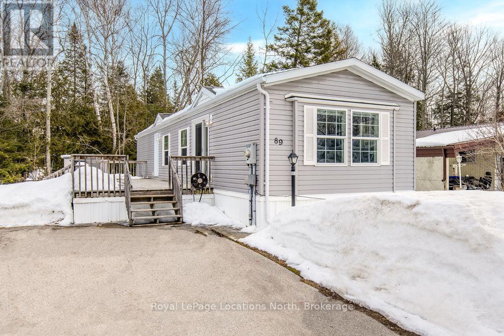 89 Georgian Glen Drive, Wasaga Beach, Ontario  L9Z 1K8 - Photo 3 - S12860924