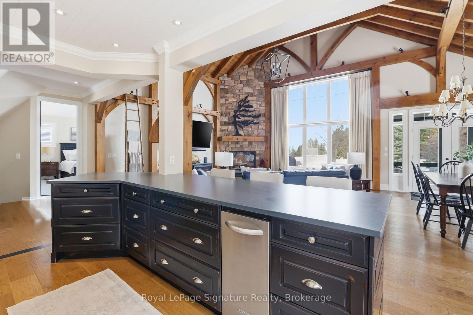 149 East Ridge Drive, Blue Mountains, Ontario  N0H 2P0 - Photo 11 - X12860838