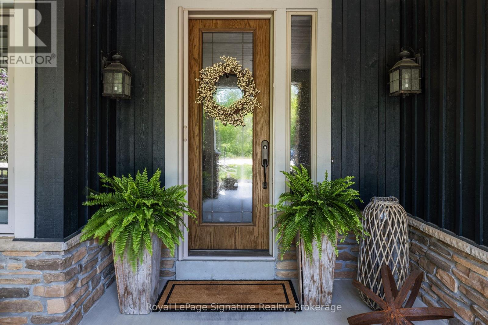 149 East Ridge Drive, Blue Mountains, Ontario  N0H 2P0 - Photo 2 - X12860838