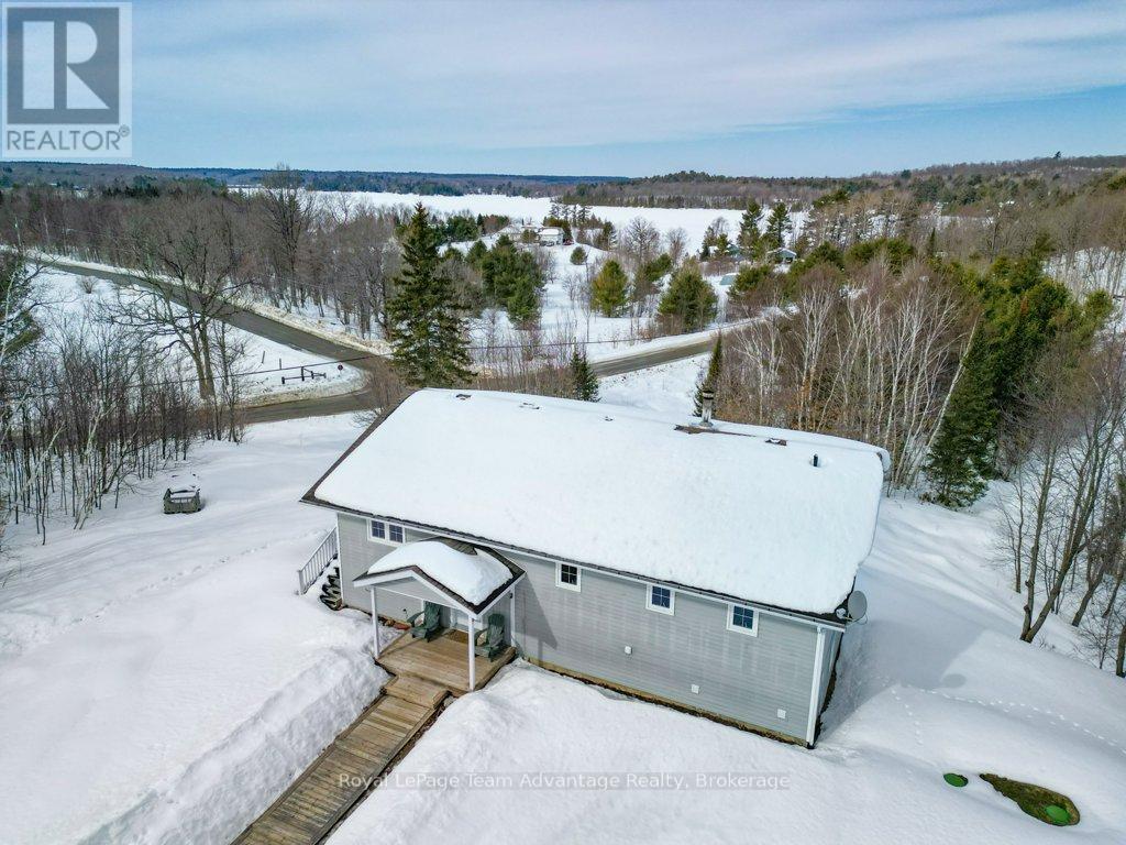 520 Star Lake Road, Seguin, Ontario  P2A 1J0 - Photo 2 - X12860844