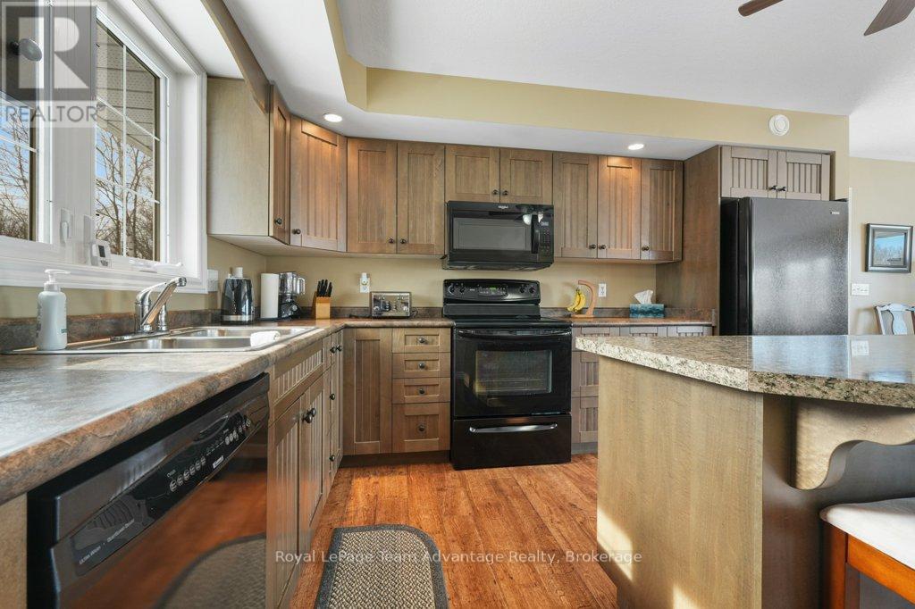 520 Star Lake Road, Seguin, Ontario  P2A 1J0 - Photo 8 - X12860844