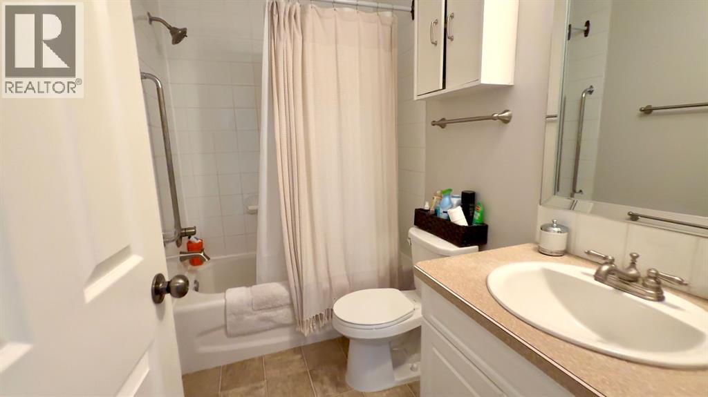 15 Dakota Road W, Lethbridge, Alberta  T1K 5L4 - Photo 14 - A2284905