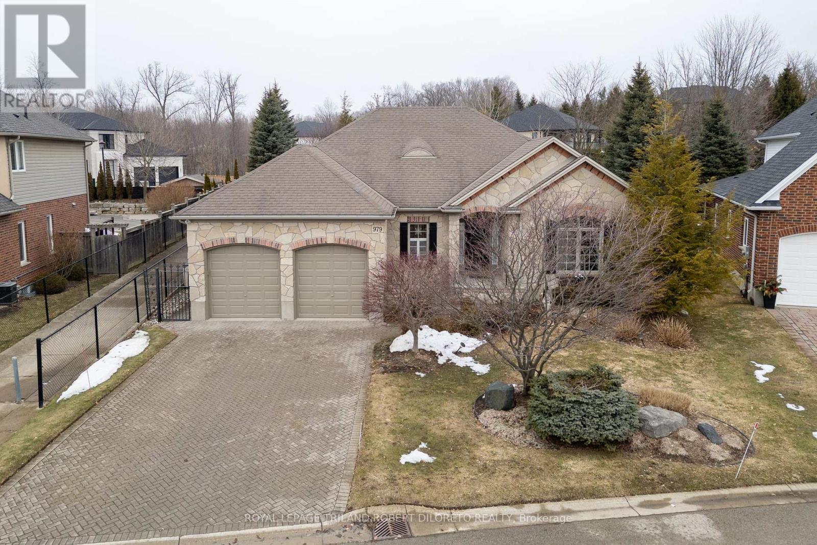 979 Apricot Place, London South, Ontario  N6K 5A5 - Photo 10 - X12860778