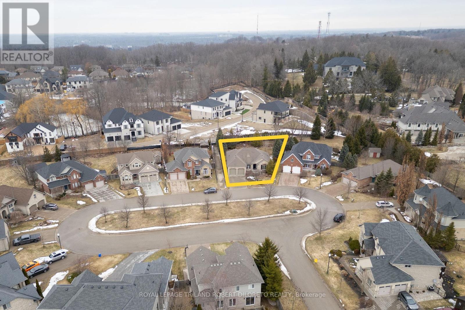 979 Apricot Place, London South, Ontario  N6K 5A5 - Photo 2 - X12860778