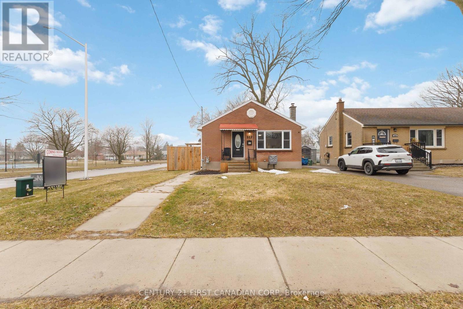 317 Manitoba Street, London East, Ontario  N5W 4W2 - Photo 2 - X12860810