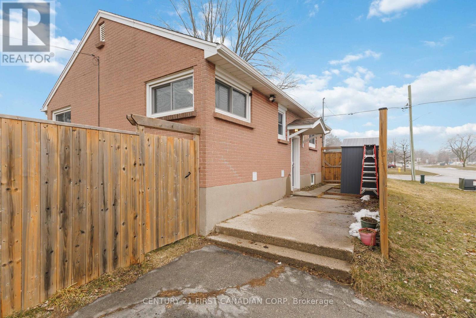317 Manitoba Street, London East, Ontario  N5W 4W2 - Photo 27 - X12860810
