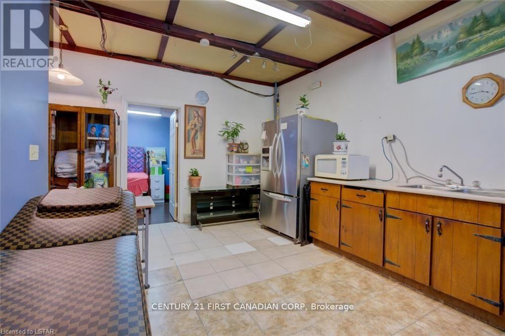 1062 - 1066 Dundas Street E, London East, Ontario  N5W 3A6 - Photo 25 - X12860830