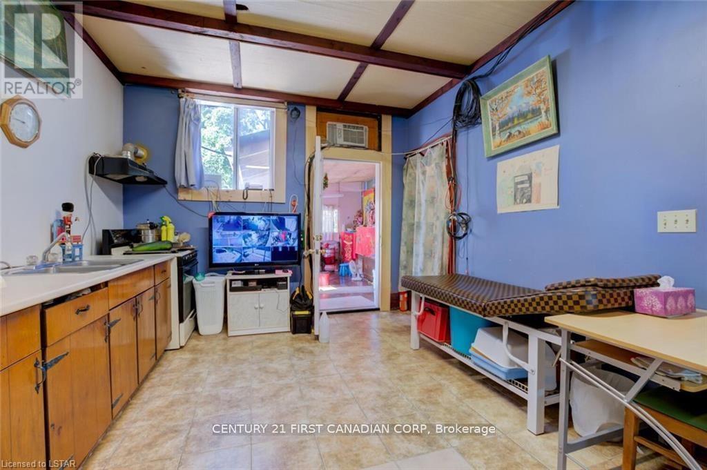 1062 - 1066 Dundas Street E, London East, Ontario  N5W 3A6 - Photo 26 - X12860830