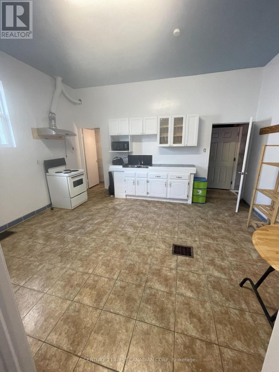 1062 - 1066 Dundas Street E, London East, Ontario  N5W 3A6 - Photo 40 - X12860830