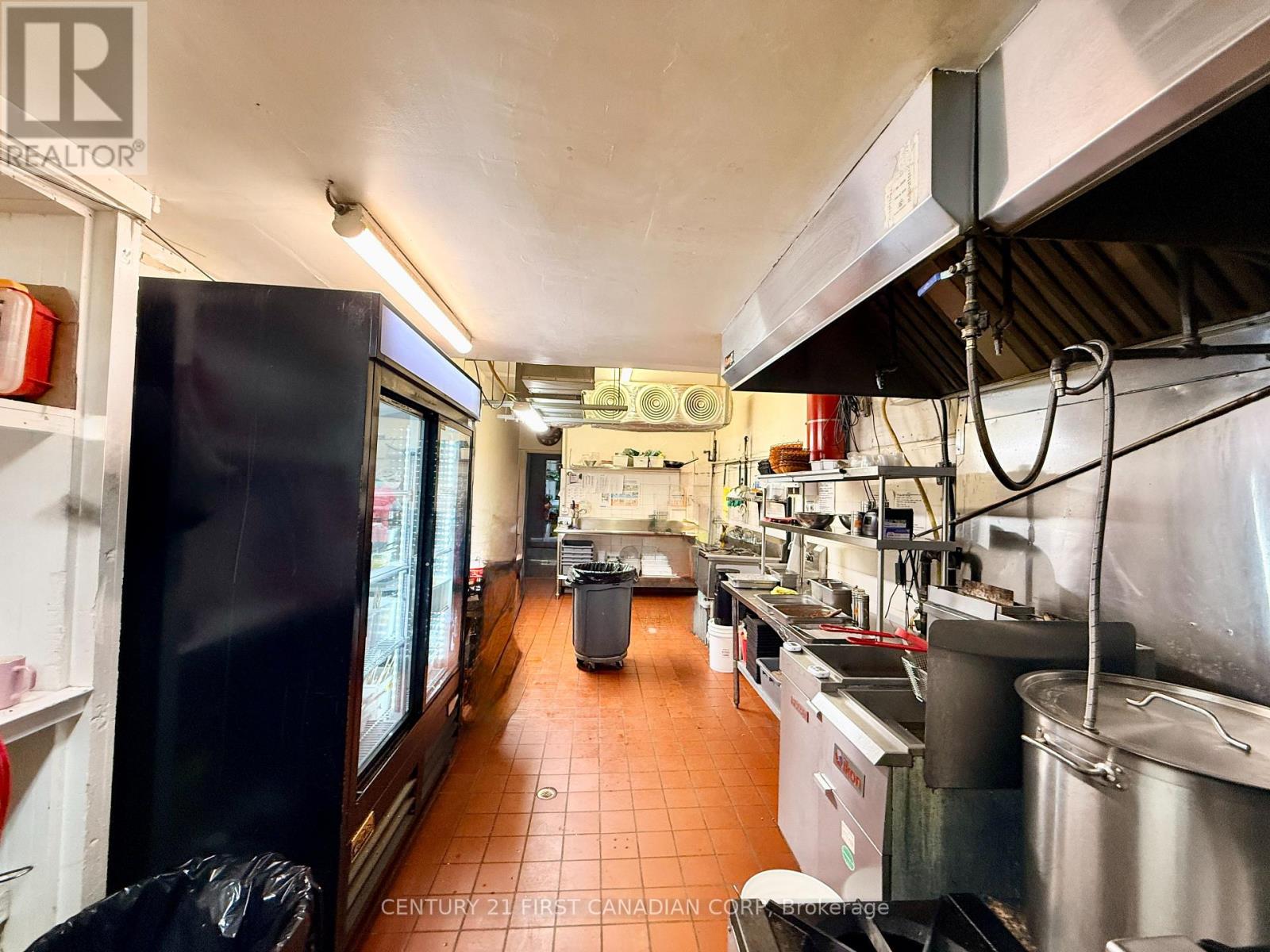 244 Dundas Street, London East, Ontario  N6A 1H3 - Photo 19 - X12860880