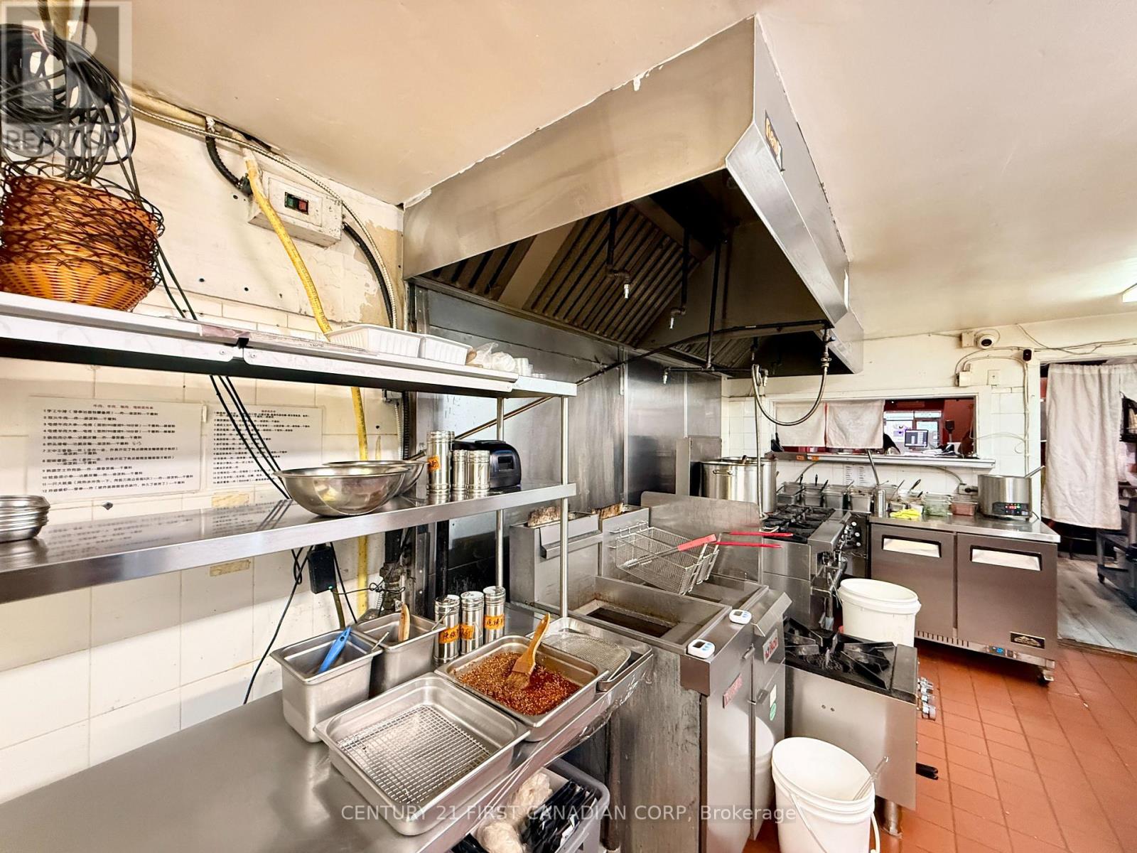 244 Dundas Street, London East, Ontario  N6A 1H3 - Photo 20 - X12860880