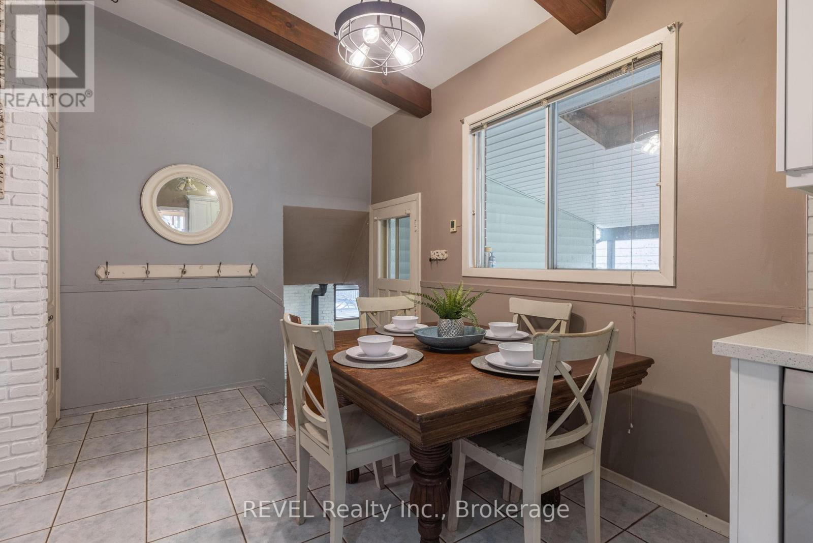 61 Woodrow Street, St. Catharines (Secord Woods), Ontario  L2P 2A4 - Photo 14 - X12860176