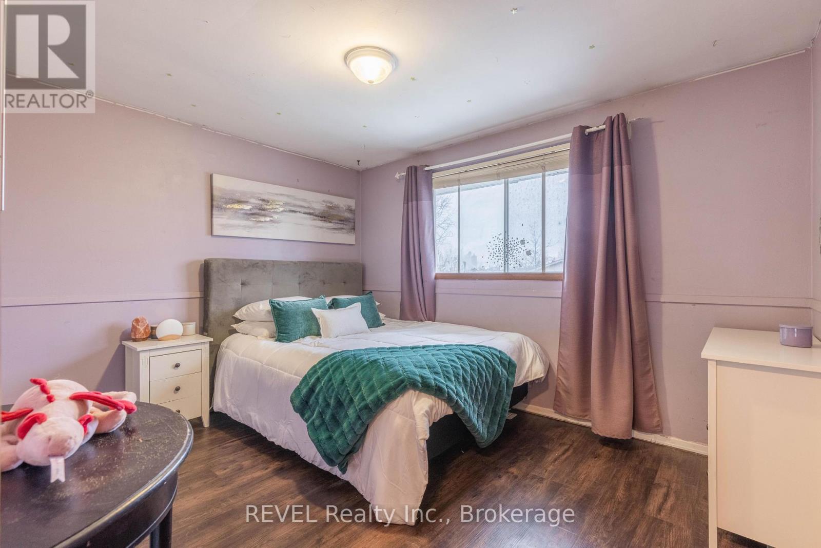 61 Woodrow Street, St. Catharines (Secord Woods), Ontario  L2P 2A4 - Photo 16 - X12860176