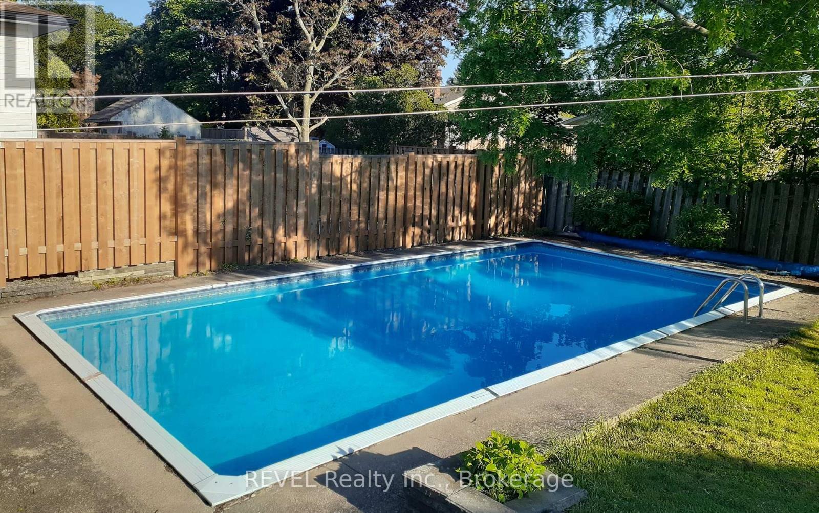 61 Woodrow Street, St. Catharines (Secord Woods), Ontario  L2P 2A4 - Photo 28 - X12860176