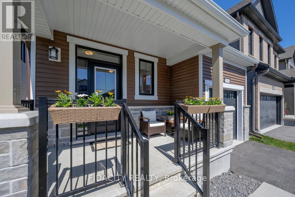 183 Yearling Circle, Ottawa, Ontario  K0A 2Z0 - Photo 2 - X12860904