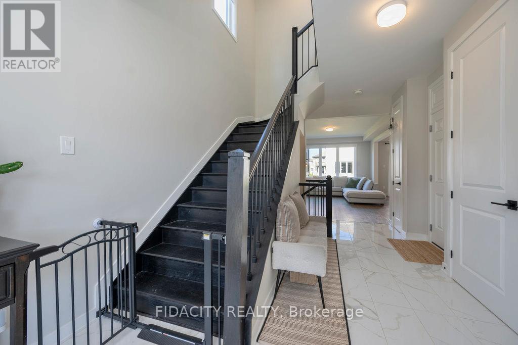 183 Yearling Circle, Ottawa, Ontario  K0A 2Z0 - Photo 4 - X12860904