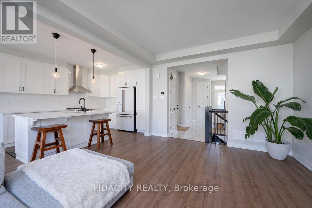 183 Yearling Circle, Ottawa, Ontario  K0A 2Z0 - Photo 9 - X12860904