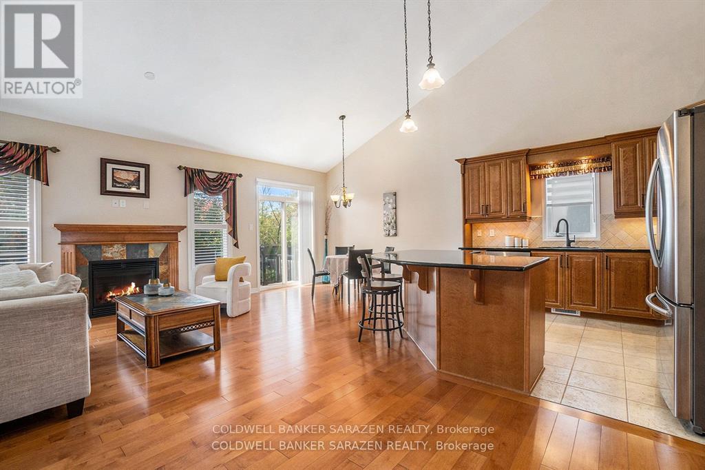 221 Madhu Crescent, Ottawa, Ontario  K2C 4J2 - Photo 8 - X12860930