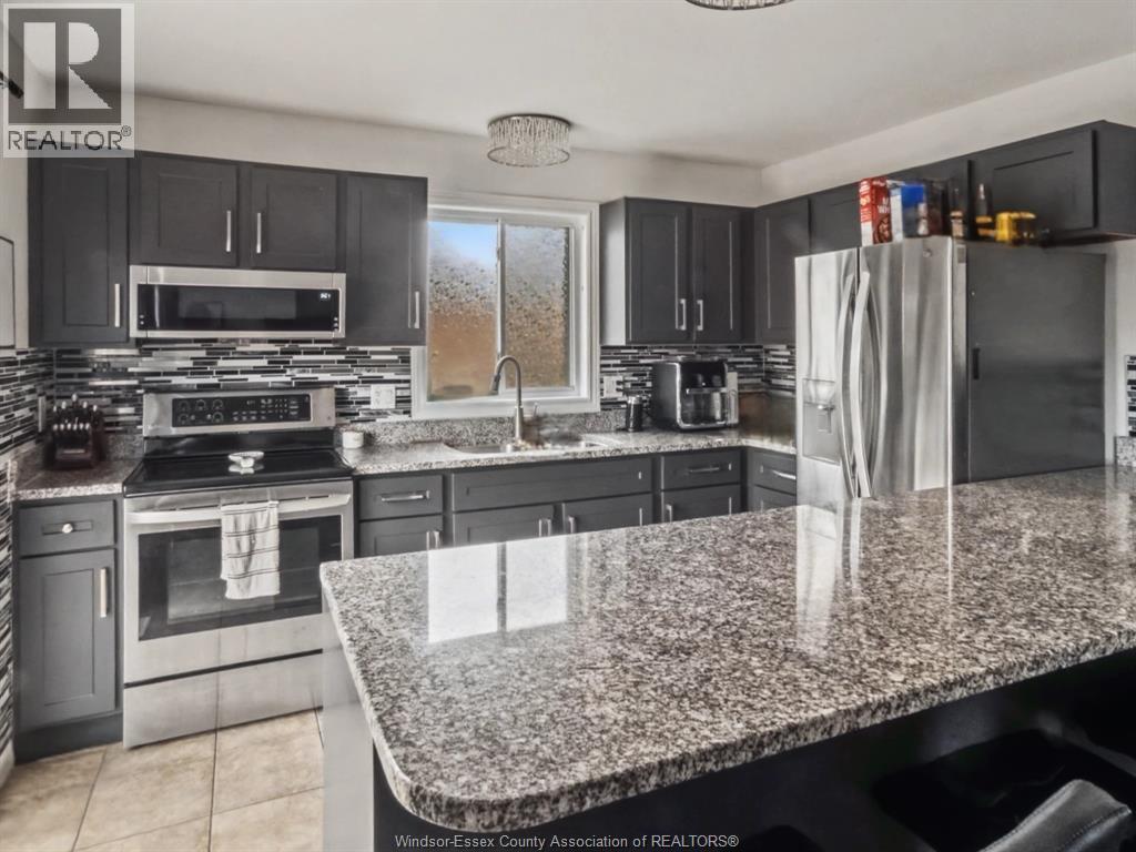 2120 Curry Avenue, Windsor, Ontario  N9B 3X9 - Photo 5 - 26004831