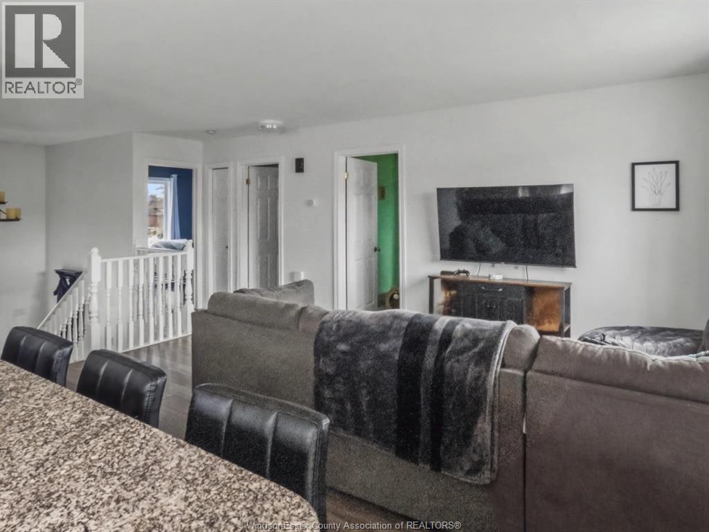 2120 Curry Avenue, Windsor, Ontario  N9B 3X9 - Photo 6 - 26004831