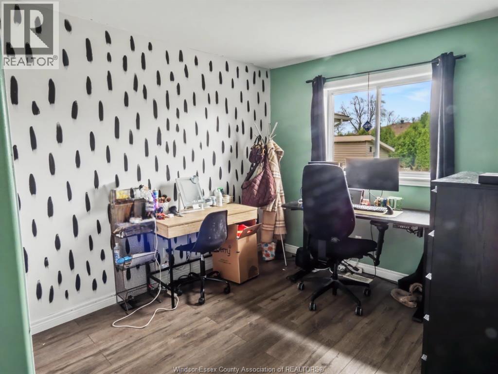 2120 Curry Avenue, Windsor, Ontario  N9B 3X9 - Photo 8 - 26004831